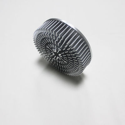 AL1070 Pin Fin بالوعة الحرارة مخصصة منطقة تبديد الحرارة مع خروج القالب